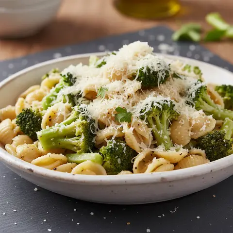 Pasta mit Parmesan und Brokkoli